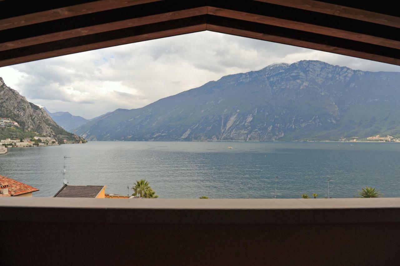 Bella Vacanza Limone Лимоне-суль-Гарда Экстерьер фото